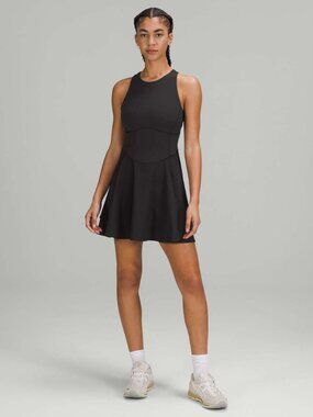 Lululemon Court Crush Dress size：6 NWT